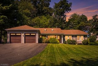 59 Morning Glory Rd, Warren Twp., NJ 07059