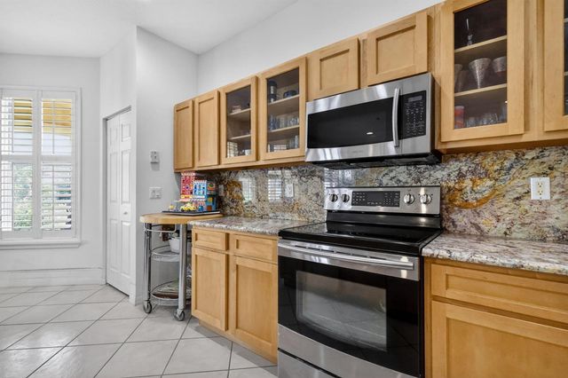 12530 Vía Valenza, Boynton Beach, FL 33436