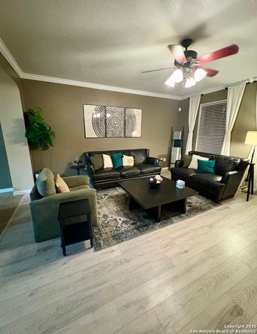1127 Sundance Fall, San Antonio, TX 78245