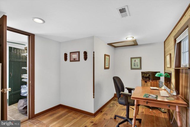 143 SCHEFFER GAP RD, Maurertown, VA 22644