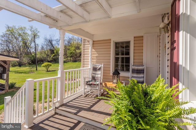 143 SCHEFFER GAP RD, Maurertown, VA 22644