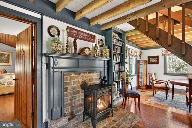 143 SCHEFFER GAP RD, Maurertown, VA 22644