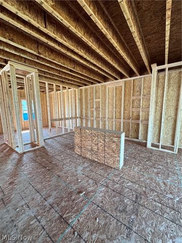 5979 Montauk Point, Vermilion, OH 44089