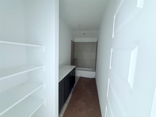 2237 Sonder Shore Drive, Katy, TX 77493