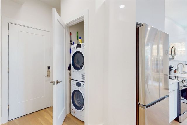 38 Hichborn 406, Boston, MA 02135