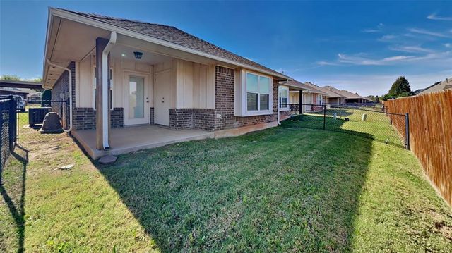 8809 SW 55th Street B, Oklahoma City, OK 73179
