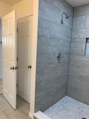 820 W Crawford Street, Denison, TX 75020