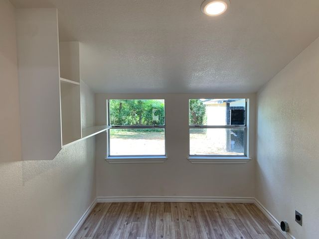 820 W Crawford Street, Denison, TX 75020