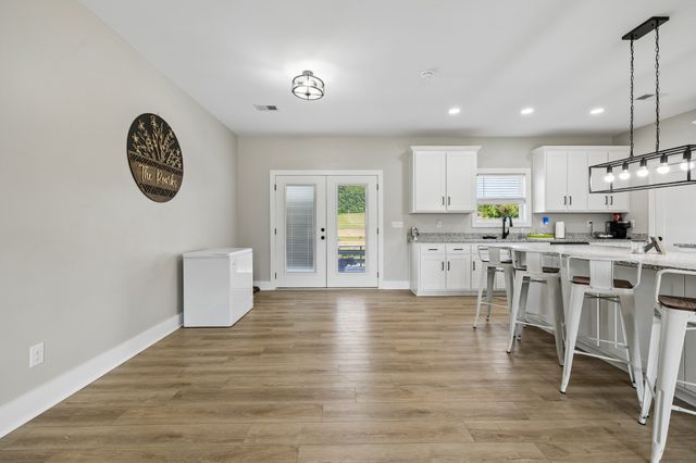 4353 New Harmony Rd, Hartsville, TN 37074