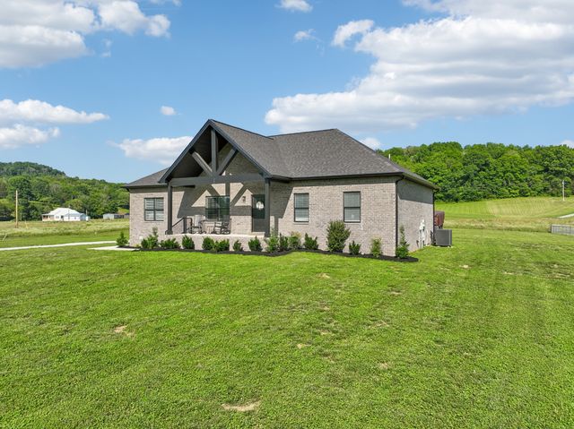 4353 New Harmony Rd, Hartsville, TN 37074