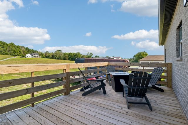 4353 New Harmony Rd, Hartsville, TN 37074