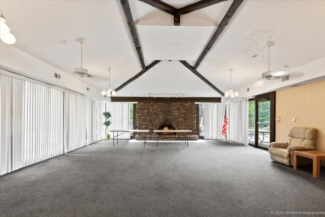 5202 Midlothian Turnpike 107, Crestwood, IL 60418