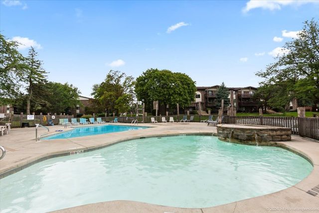 5202 Midlothian Turnpike 107, Crestwood, IL 60418