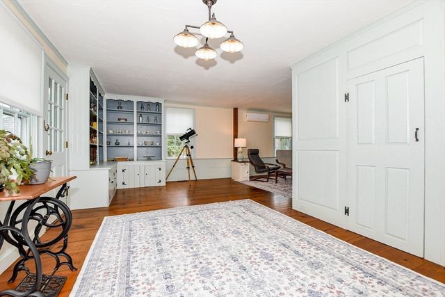 586-A Front Street, Marion, MA 02738