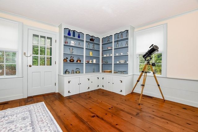 586-A Front Street, Marion, MA 02738