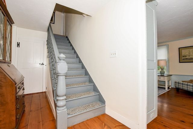 586-A Front Street, Marion, MA 02738