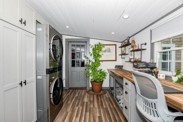 586-A Front Street, Marion, MA 02738