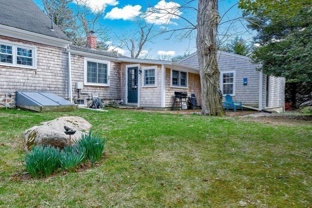 586-A Front Street, Marion, MA 02738