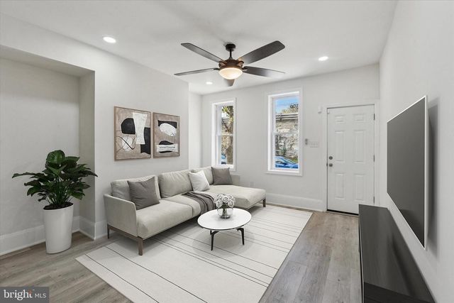 1541 N 9TH ST, Philadelphia, PA 19122