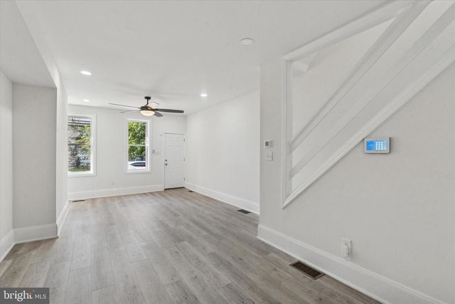 1541 N 9TH ST, Philadelphia, PA 19122