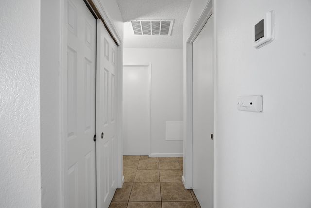 2532 W Chestnut Court, Visalia, CA 93277