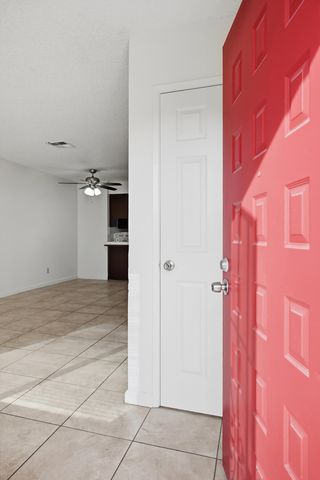 2532 W Chestnut Court, Visalia, CA 93277