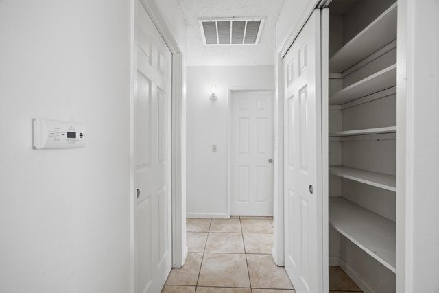 2532 W Chestnut Court, Visalia, CA 93277