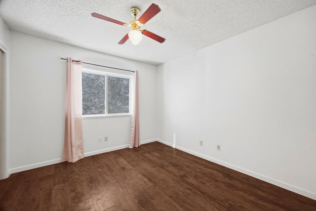 2532 W Chestnut Court, Visalia, CA 93277