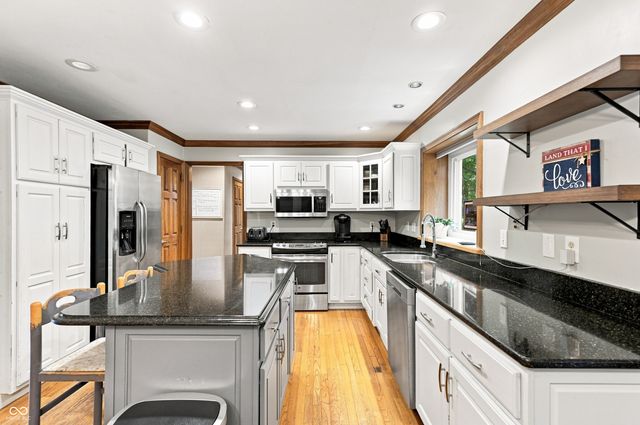2520 Wayward Wind Drive, Indianapolis, IN 46239