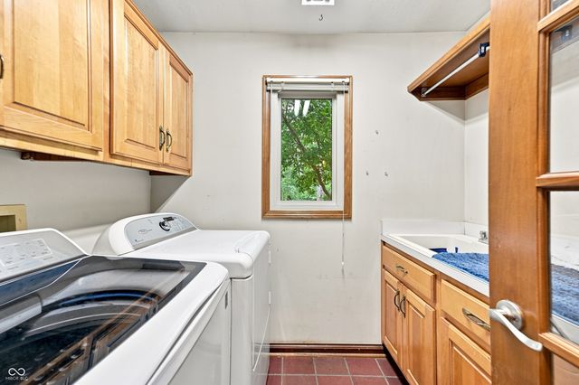2520 Wayward Wind Drive, Indianapolis, IN 46239