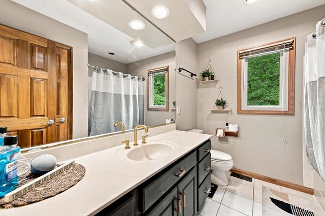 2520 Wayward Wind Drive, Indianapolis, IN 46239