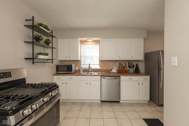 1962 Clark Road, Speedway, IN 46224