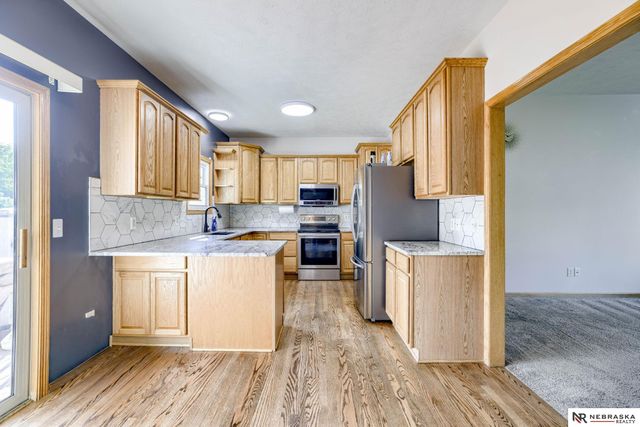 7814 Phares Drive, Lincoln, NE 68516