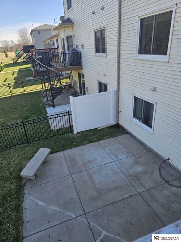 7814 Phares Drive, Lincoln, NE 68516