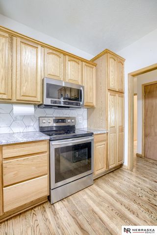 7814 Phares Drive, Lincoln, NE 68516