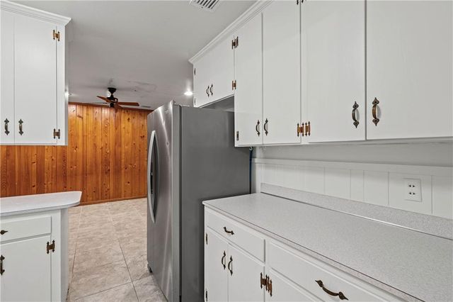 605 Barksdale Drive E, Mobile, AL 36606