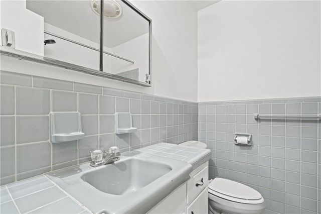 605 Barksdale Drive E, Mobile, AL 36606