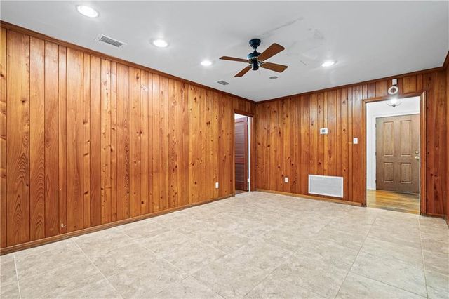 605 Barksdale Drive E, Mobile, AL 36606