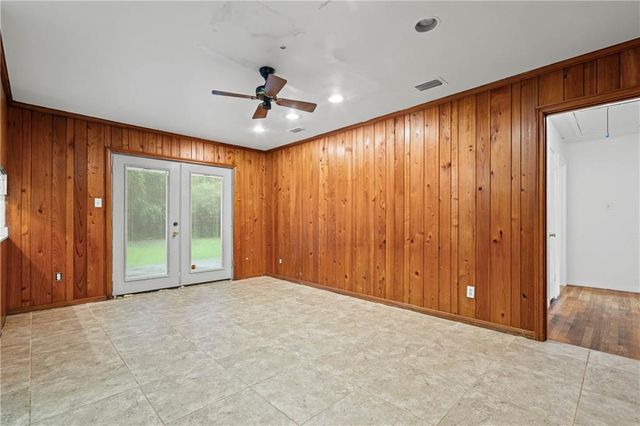 605 Barksdale Drive E, Mobile, AL 36606
