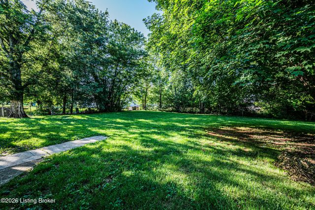 1540 Boiling Springs Rd, Bowling Green, KY 42101