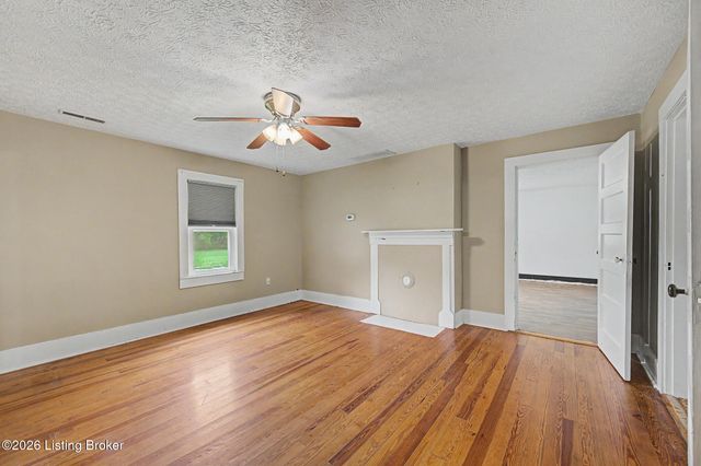 1540 Boiling Springs Rd, Bowling Green, KY 42101