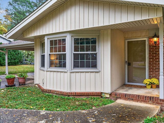 617 S Lakeside Drive, Raleigh, NC 27606