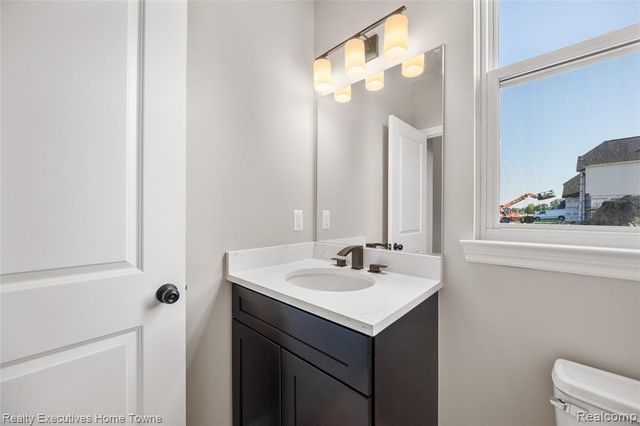 50733 Mistwood Drive, Macomb, MI 48042