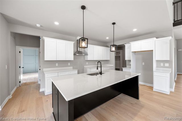 50733 Mistwood Drive, Macomb, MI 48042