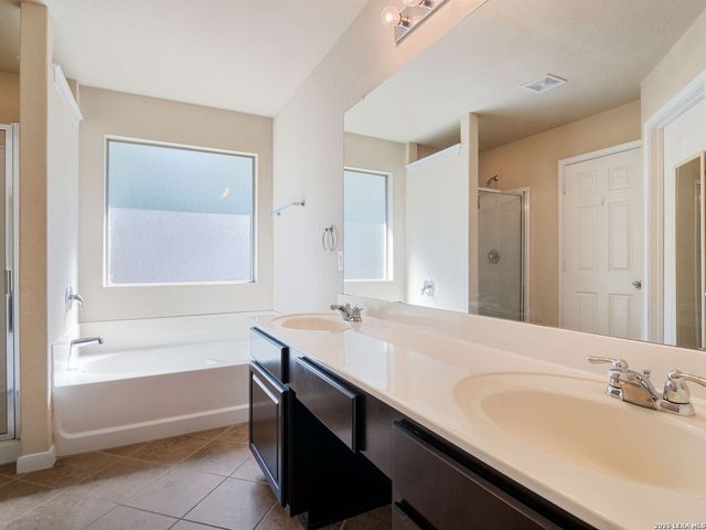 10218 Margarita Hill, Converse, TX 78109