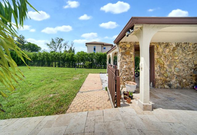 6165 NW 69TH Way, Parkland, FL 33067