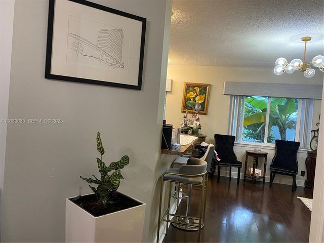 6006 Plum Place, Tamarac, FL 33321