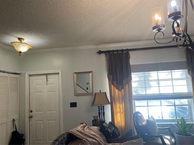6006 Plum Place, Tamarac, FL 33321
