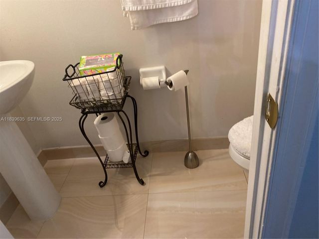 6006 Plum Place, Tamarac, FL 33321