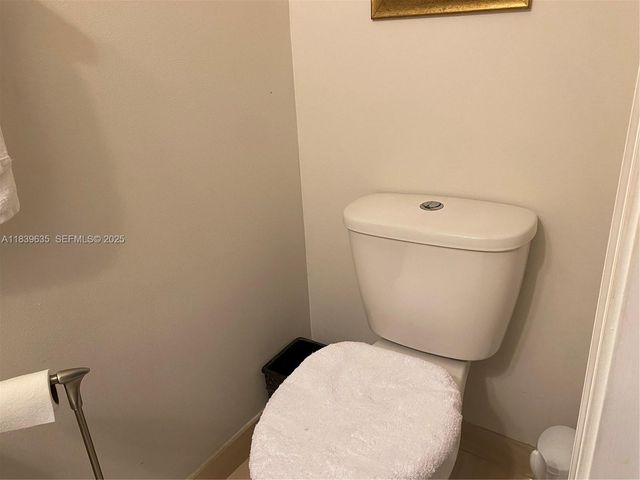 6006 Plum Place, Tamarac, FL 33321